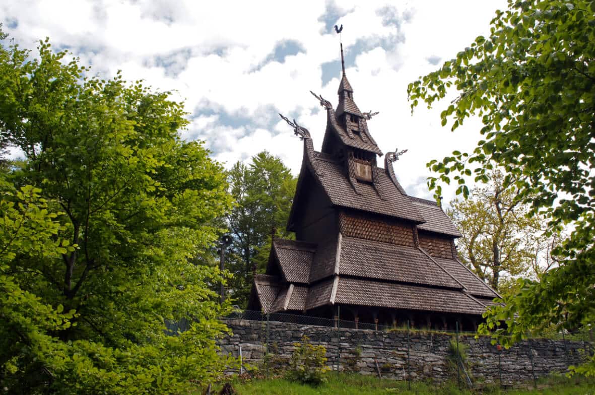 Visit Fantoft Stavkirke