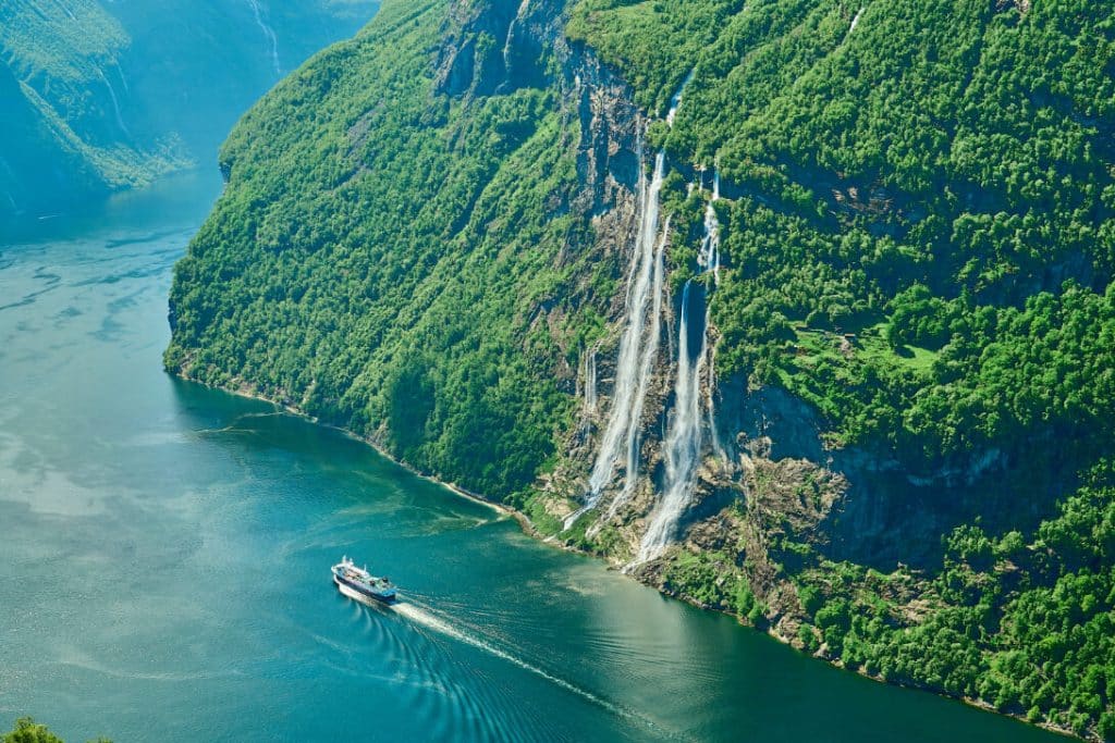 seven-sisters-waterfalls